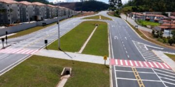 Chega Junto leva serviços de zeladoria a bairros da região Sul de Poços de Caldas