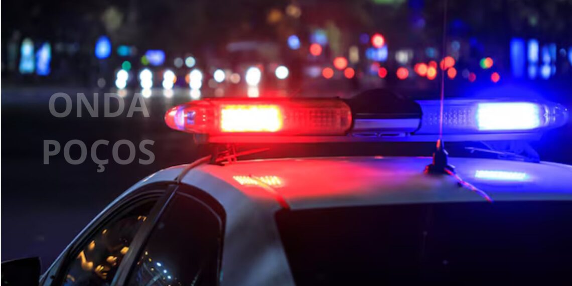Mulher é presa suspeita de homicídio contra idoso