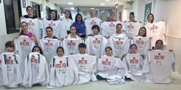 Projeto Dojô Delas entrega kimonos a mulheres em Poços de Caldas