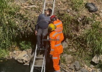 Caminhoneiro fica ferido após acidente em rodovia de Poços de Caldas
