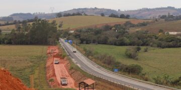 EPR Sul de Minas inicia implantação de novos retornos na BR-459