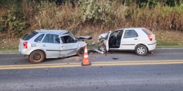 Homem morre em colisão frontal na rodovia SP-350