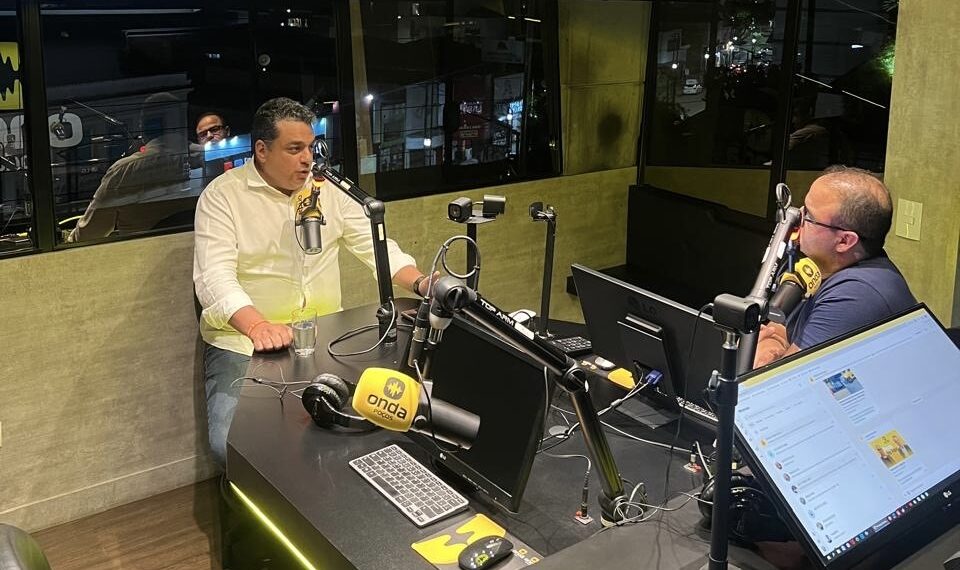 Prefeito de Poços de Caldas fala sobre terras raras, saúde, segurança e obras no Poços em Foco