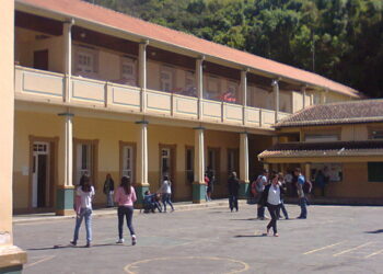 PL prevê eleição e avaliação para escolha de diretores de escolas e CEIs em Poços