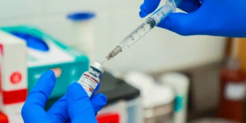 Dia D de Multivacinação acontece neste sábado em Poços
