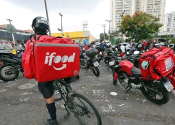 Anvisa libera venda de medicamentos por plataformas como iFood