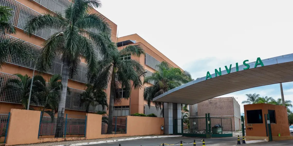 Anvisa aprova medicamento para tratar esquistossomose em crianças