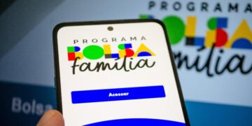 AGU pede ao STF validade do reajuste de 15% do Bolsa Família