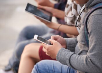 Leitura de adolescentes atinge pior nível no século, aponta Pisa