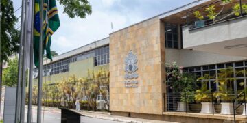 PUC Minas Poços de Caldas oferece curso gratuito para pessoas com mais de 50 anos