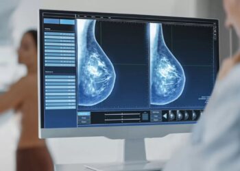 Planos de saúde terão que cobrir mamografia digital sem limite de idade