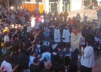 Aviva Jovem reúne juventude católica com programação especial em Poços