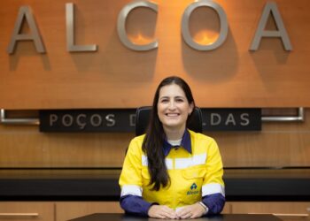 Conheça a primeira mulher a assumir a direção de operações da Alcoa Poços de Caldas