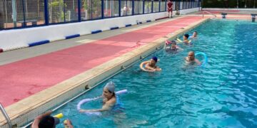 Piscinas municipais estão abertas para a população de Poços