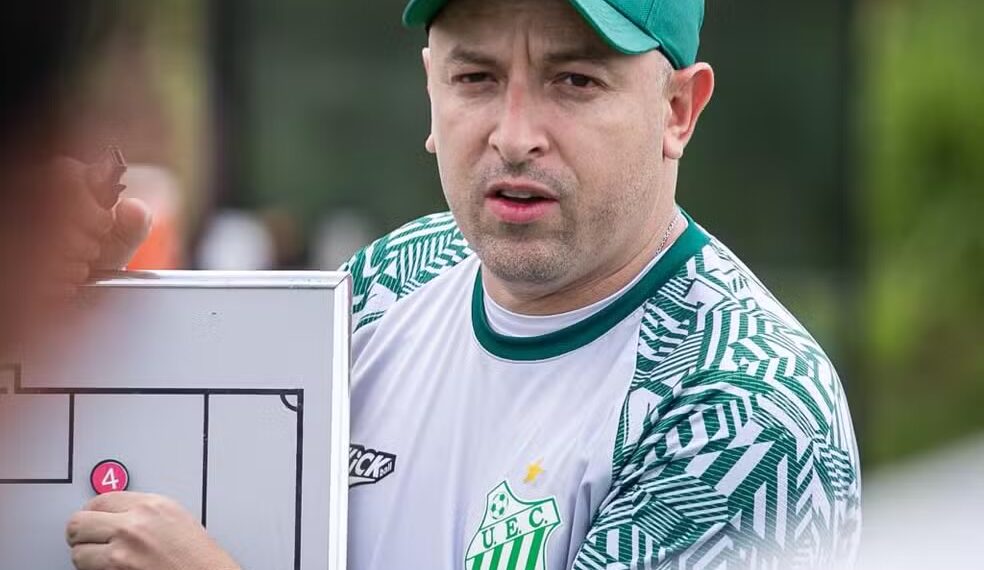 Caldense contrata novo técnico para comandar equipes Sub-20 e profissional