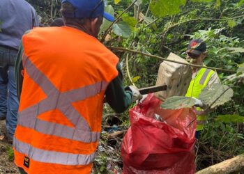 Prefeitura realiza ação integrada para limpeza de espaços públicos em Poços