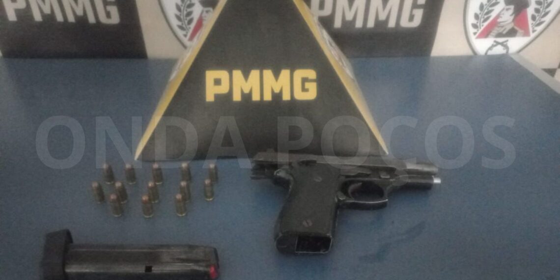 Homem é preso após tentar recuperar arma jogada em rio durante discussão