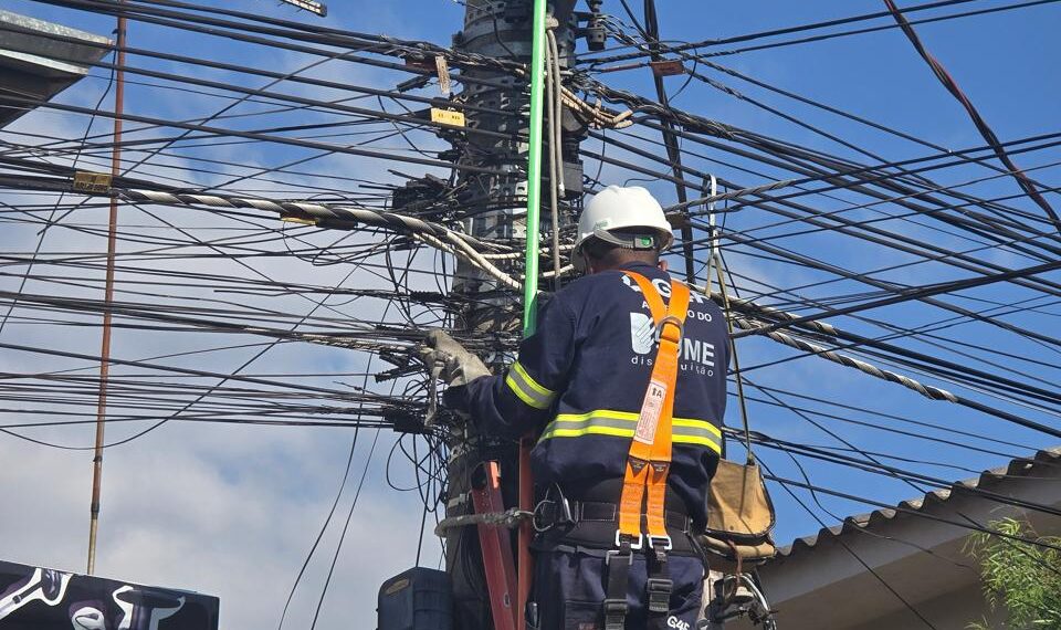 DME já retirou mais de 17 toneladas de cabos obsoletos em Poços de Caldas