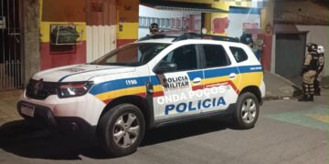 Operação integrada fiscaliza bares e identifica irregularidades em 9 estabelecimentos de Poços
