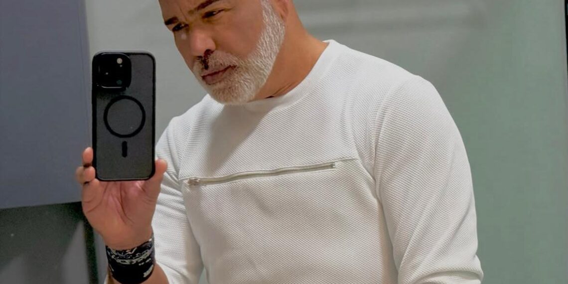 Cantor Rick estava em helicóptero que desapareceu em SC; FAB faz buscas