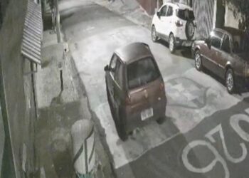 Imagens mostram veículo sendo furtado em Poços de Caldas