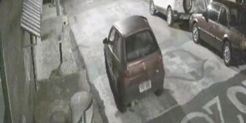 Imagens mostram veículo sendo furtado em Poços de Caldas