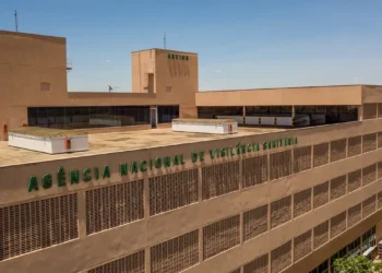 Anvisa apreende lotes falsificados de medicamentos