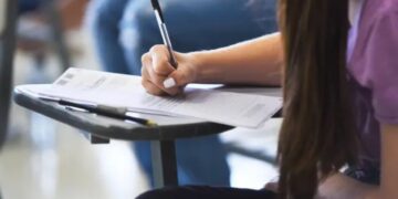 PUC Minas Poços de Caldas promove aulão de redação gratuito para estudantes do Ensino Médio 