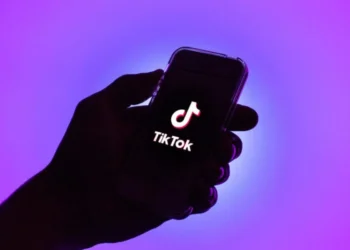 Investigação revela uso do TikTok para venda de conteúdo de abuso sexual infantil
