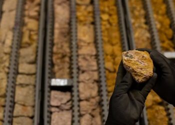 Governo federal avalia impactos da mineração de terras raras em Poços e região