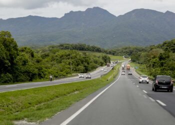 Mais de 334 mil veículos circularam pelas rodovias da região no feriado de Nossa Senhora