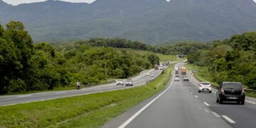 Mais de 334 mil veículos circularam pelas rodovias da região no feriado de Nossa Senhora