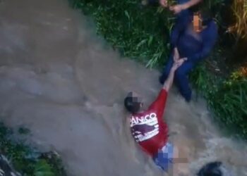 Homem é resgatado após cair em córrego na região