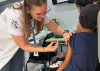 Vacimóvel em Poços já imunizou mais de 730 pessoas; veja locais