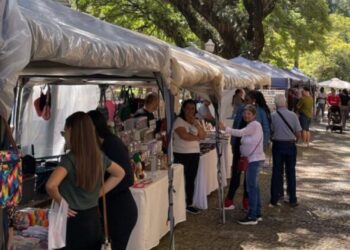 Expo-Arte de Rua terá horário especial no feriado em Poços