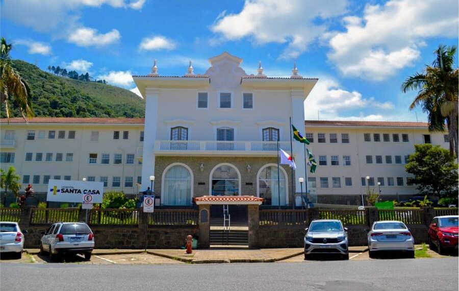 Idoso com infarto é transferido de helicóptero para Poços de Caldas