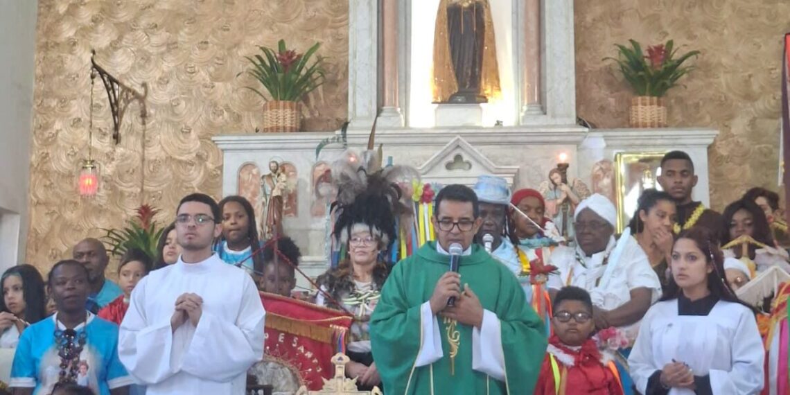 Dia Municipal dos Ternos de Congos será celebrado com missa festiva em Poços
