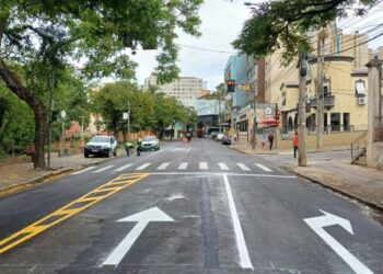 Obras em rua do Centro podem alterar trânsito em Poços; confira