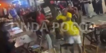VÍDEO: Homem é preso após agredir ex-mulher durante confusão no Centro de Poços