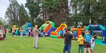 Dia das Crianças reúne famílias no Parque Municipal de Poços de Caldas