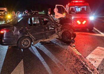 Acidente na SP-350 deixa idoso e adolescente feridos