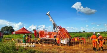 Power Minerals encontra terras raras de alto teor em Poços de Caldas