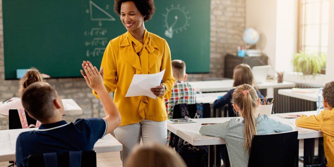 Poços abre inscrições para edital de boas práticas na educação