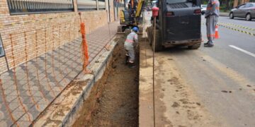 DME paralisa obra de rede subterrânea e prevê retomada na segunda-feira (26) em Poços de Caldas