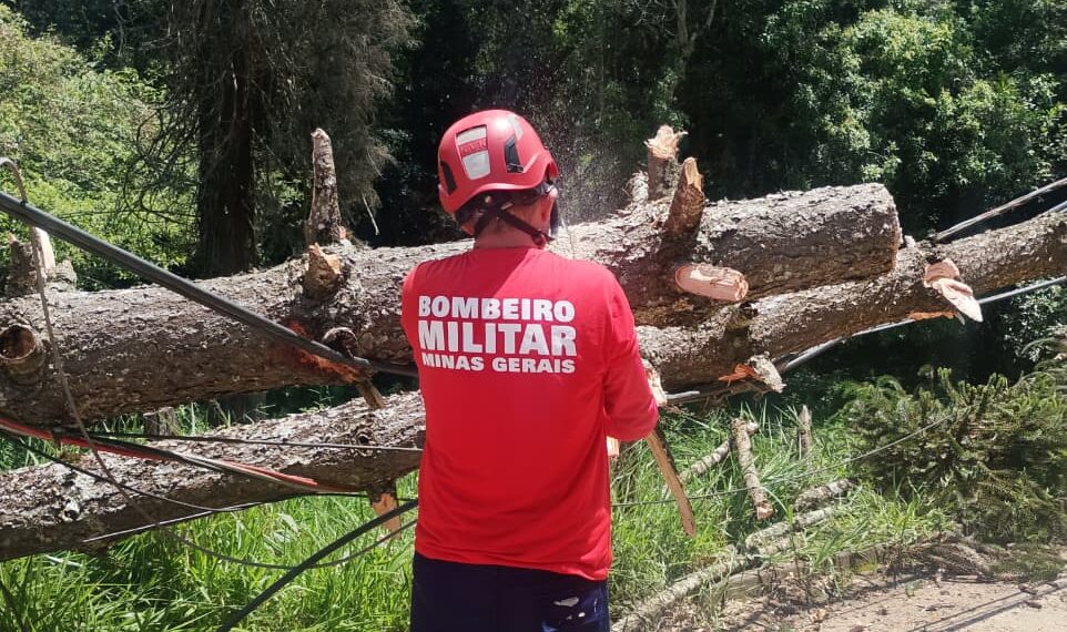 Bombeiros divulgam balanço de ocorrências provocadas pelas chuvas no Sul de Minas