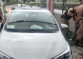 Ação rápida da PM termina com prisão de suspeito de furtar veículo