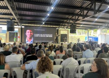 Agro em Ação reúne mais de 8 mil participantes e amplia voz do produtor rural em Minas Gerais